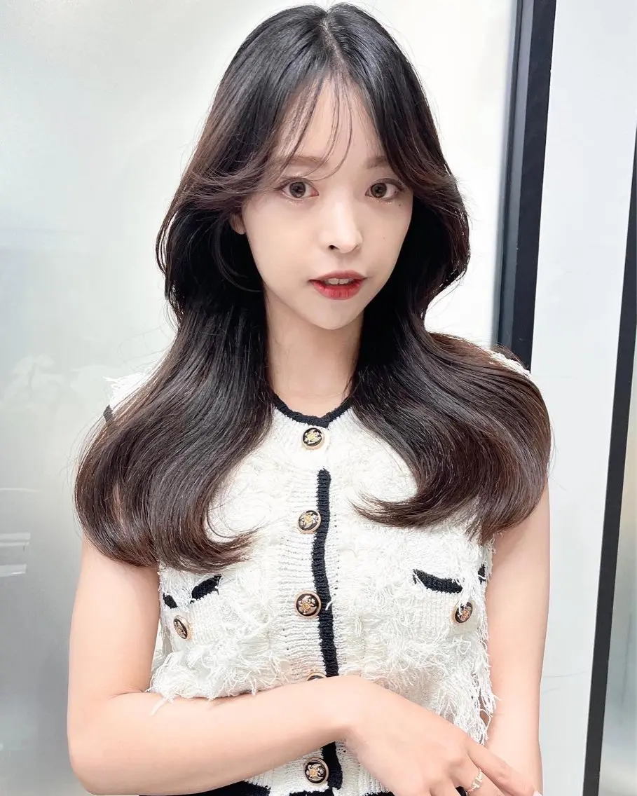 ロング 韓国風ヘア レイヤーカット カット ヘアカラー トリートメント 韓国レイヤーカット 髪質改善▫️水野有真のヘアスタイル