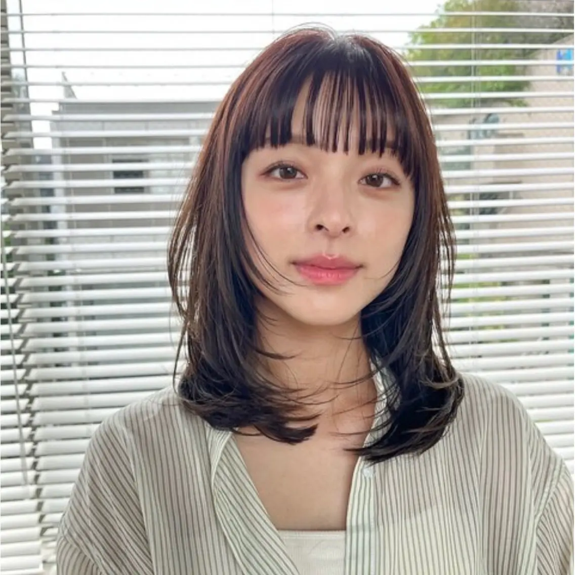 セミロング 顔まわりレイヤー レイヤーカット 似合わせカット 小顔カット 似合わせカット× 顔周りカットるな🌛のヘアスタイル