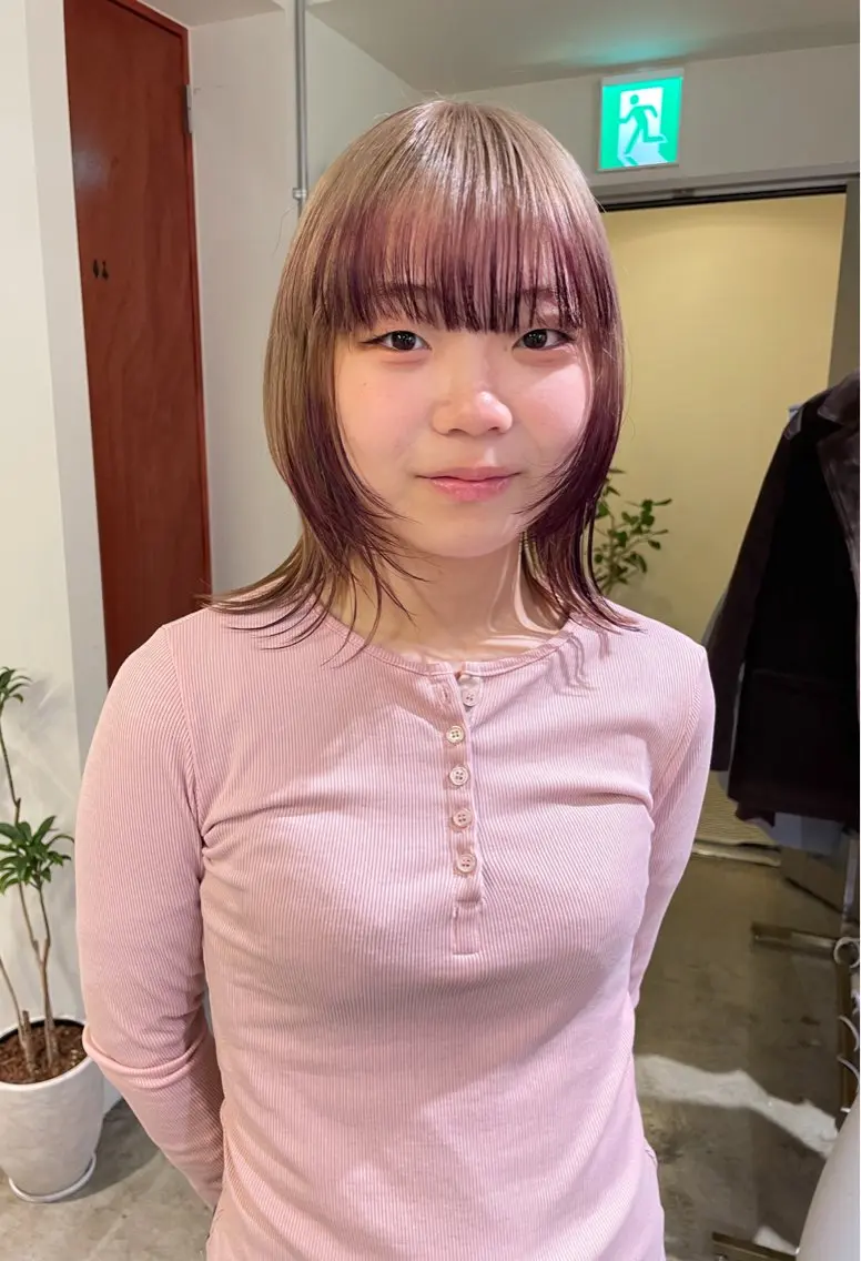 ミディアム カラー ベージュカラー ブリーチ レッドカラー 小顔カット ヘアカラー トリートメント さと ちはるのヘアスタイル