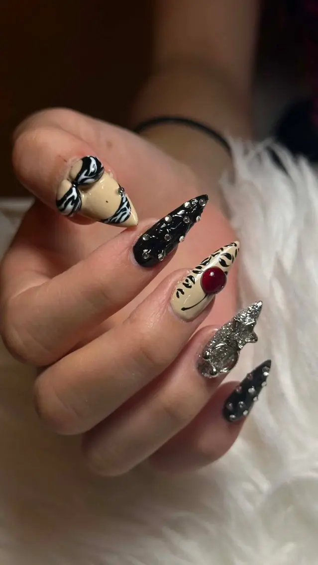 ネイル 韓国ネイル le luxe nailsのネイルデザイン