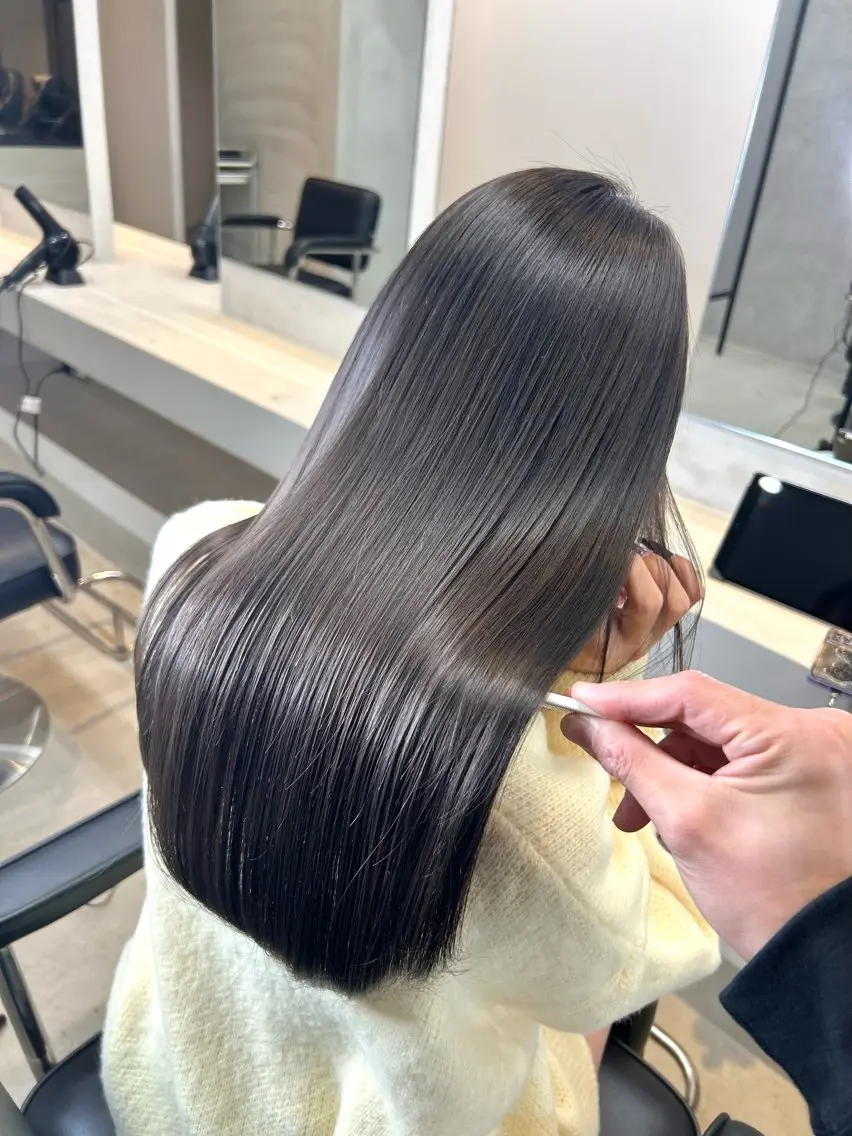 セミロング カット ヘッドスパ 一ノ瀬 暁のヘアスタイル