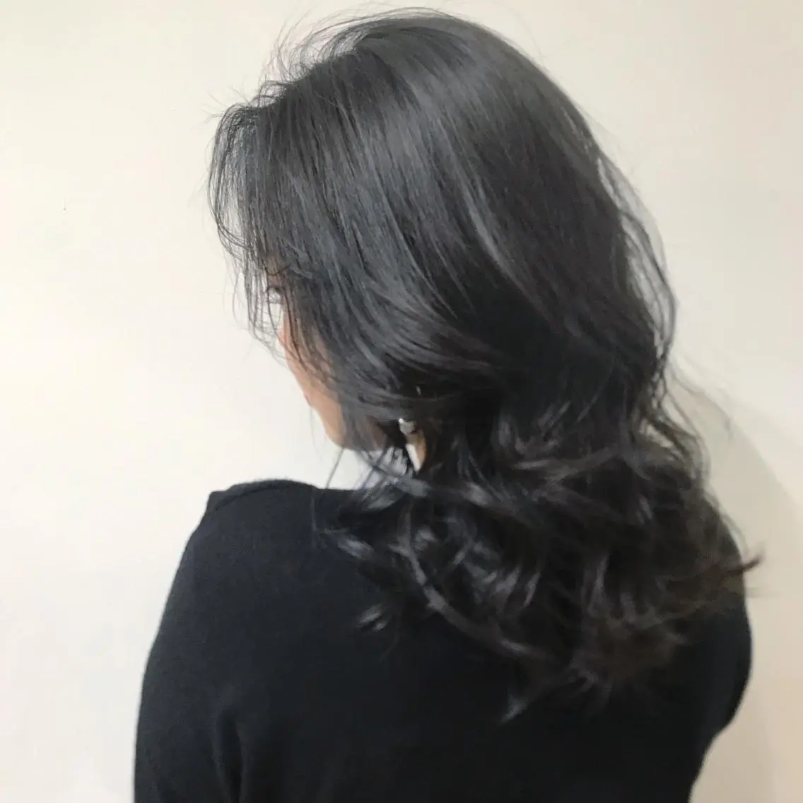 セミロング カラー 黒髪 ブルーカラー ブルーブラック ヘアカラー トリートメント レイヤー/顔周り /AKARIのヘアスタイル
