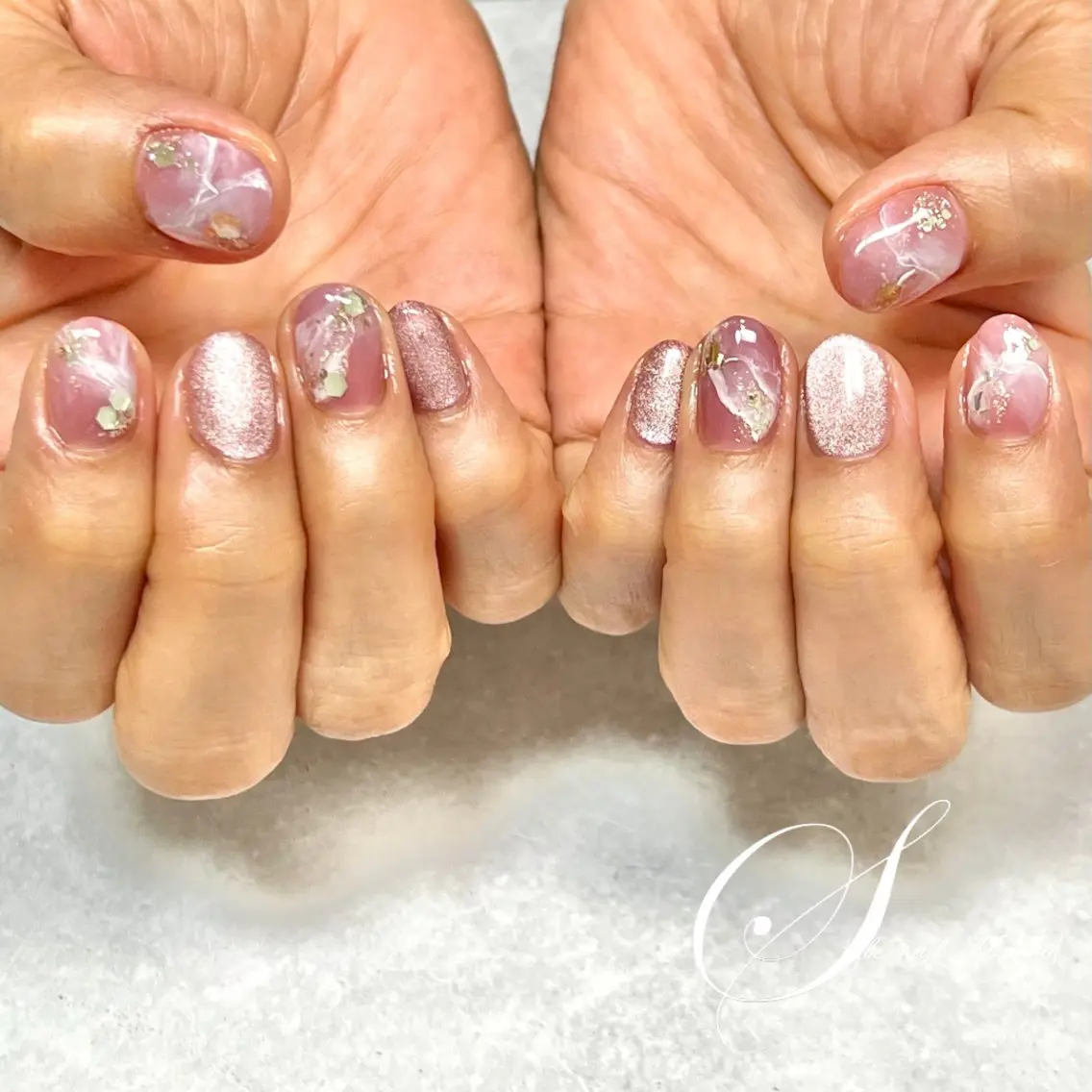 ネイル マグネットネイル ニュアンスネイル ピンク ハンドネイル ステラ marikominoのネイルデザイン