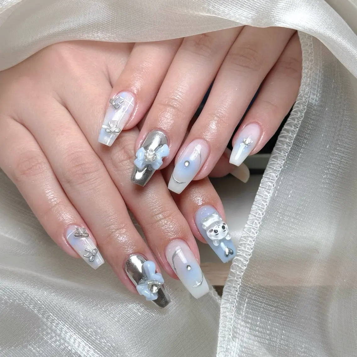 ネイル マギー ネイル🦋のネイルデザイン