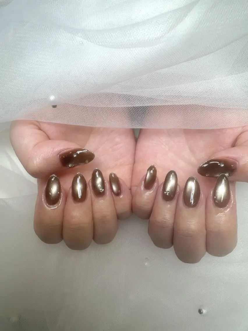 ネイル キラキラネイル 韓国ネイル 持ち込み ワンホンネイル Queeens nailのネイルデザイン