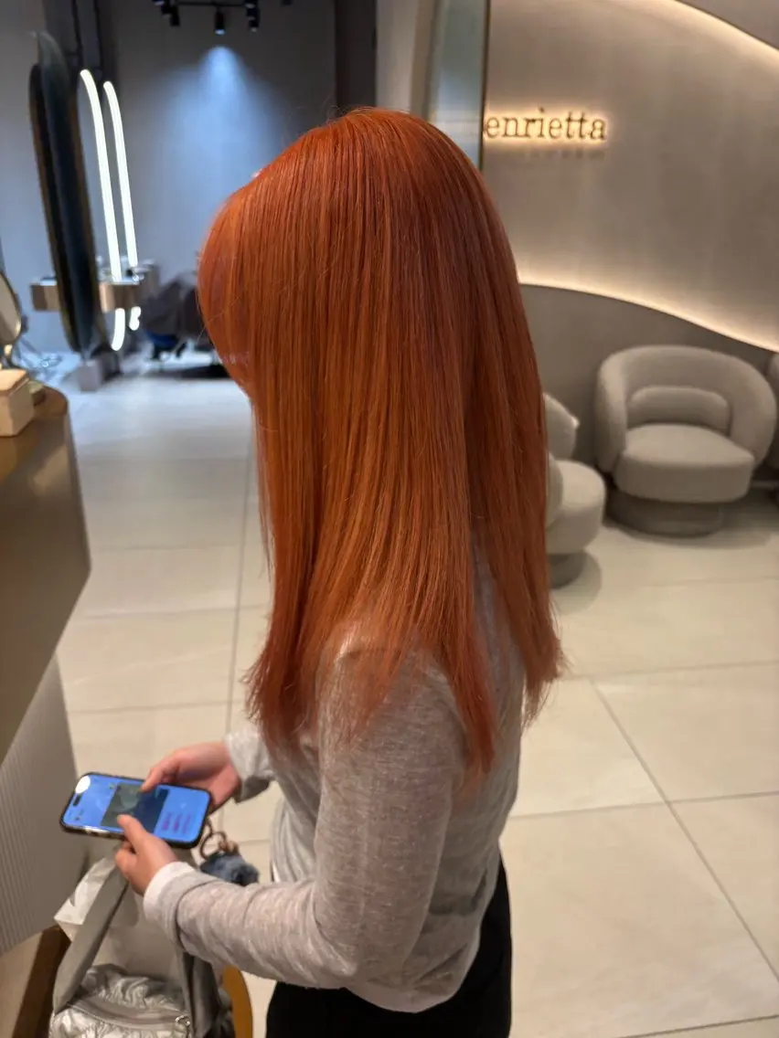 セミロング カラー オレンジ カット ヘアカラー トリートメント 艶カラー/髪質改善 kyoka🫧のヘアスタイル