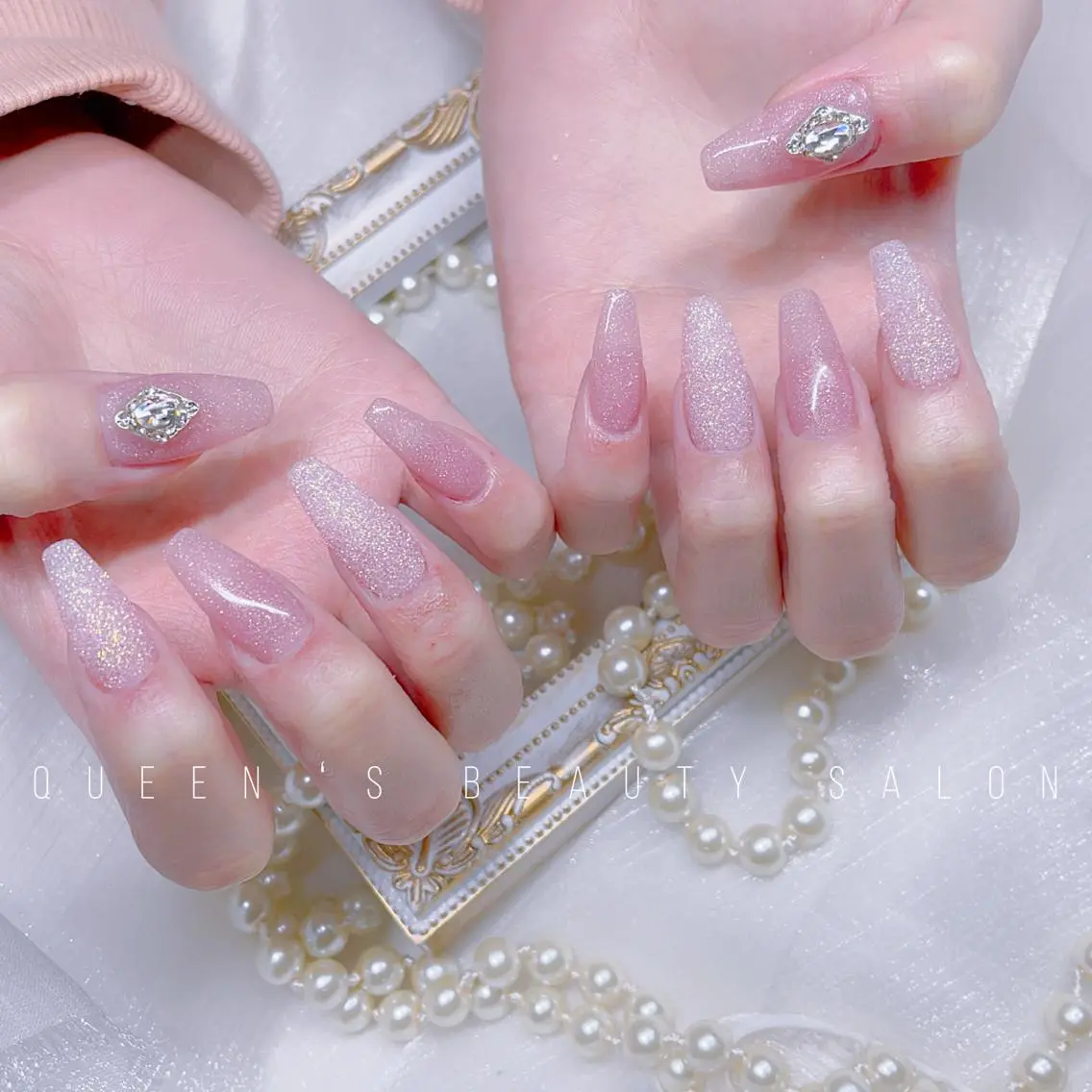ネイル ハンドネイル Queens マオのネイルデザイン