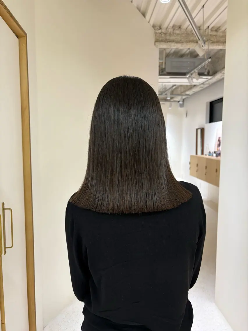 ミディアム 田中 樹奈のヘアスタイル
