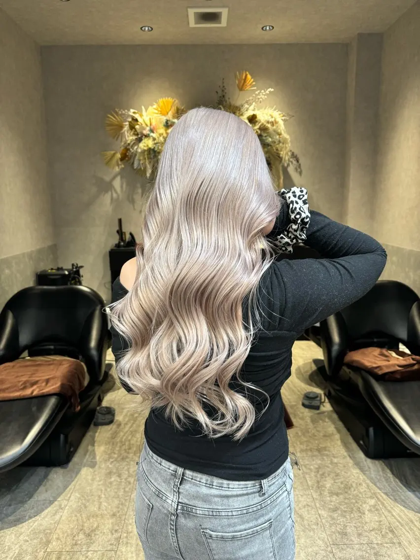 ロング ヘアカラー 璃 音のヘアスタイル
