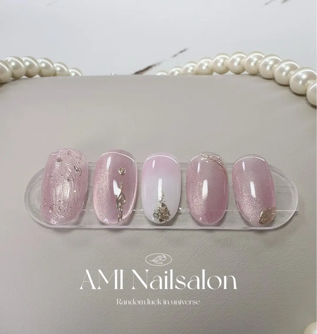 ミディアム ハンドネイル AMI Nailsalonのネイルデザイン