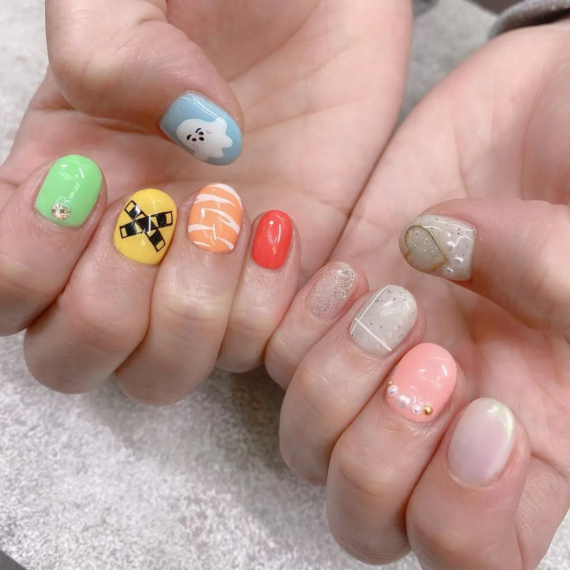 ネイル ハンドネイル フットネイル ナナイチゼロ I.Naoのネイルデザイン