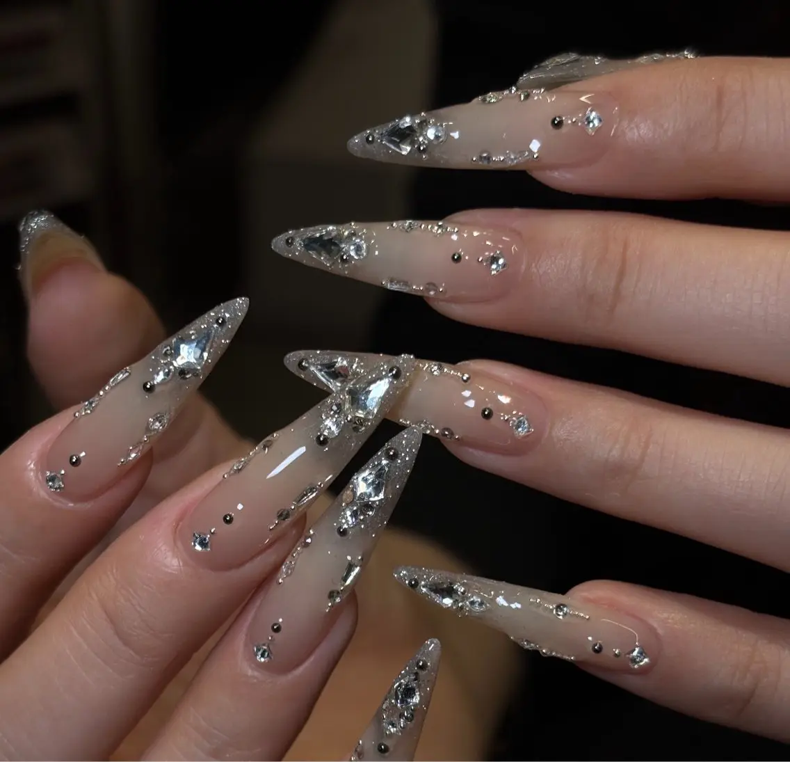 ネイル ハンドネイル ハンドケア 🍑 momo_nailのネイルデザイン