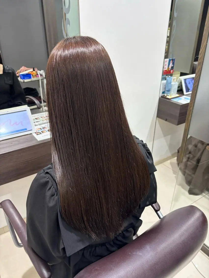 ロング ヘアカラー トリートメント 川村 百々華のヘアスタイル