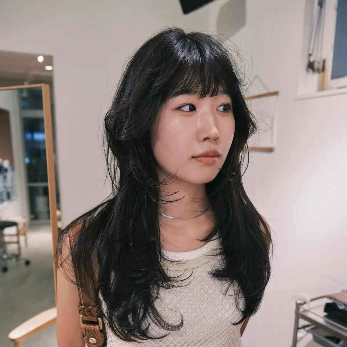 ロング カラー 黒髪 レイヤーカット 東山 涼嘉のヘアスタイル