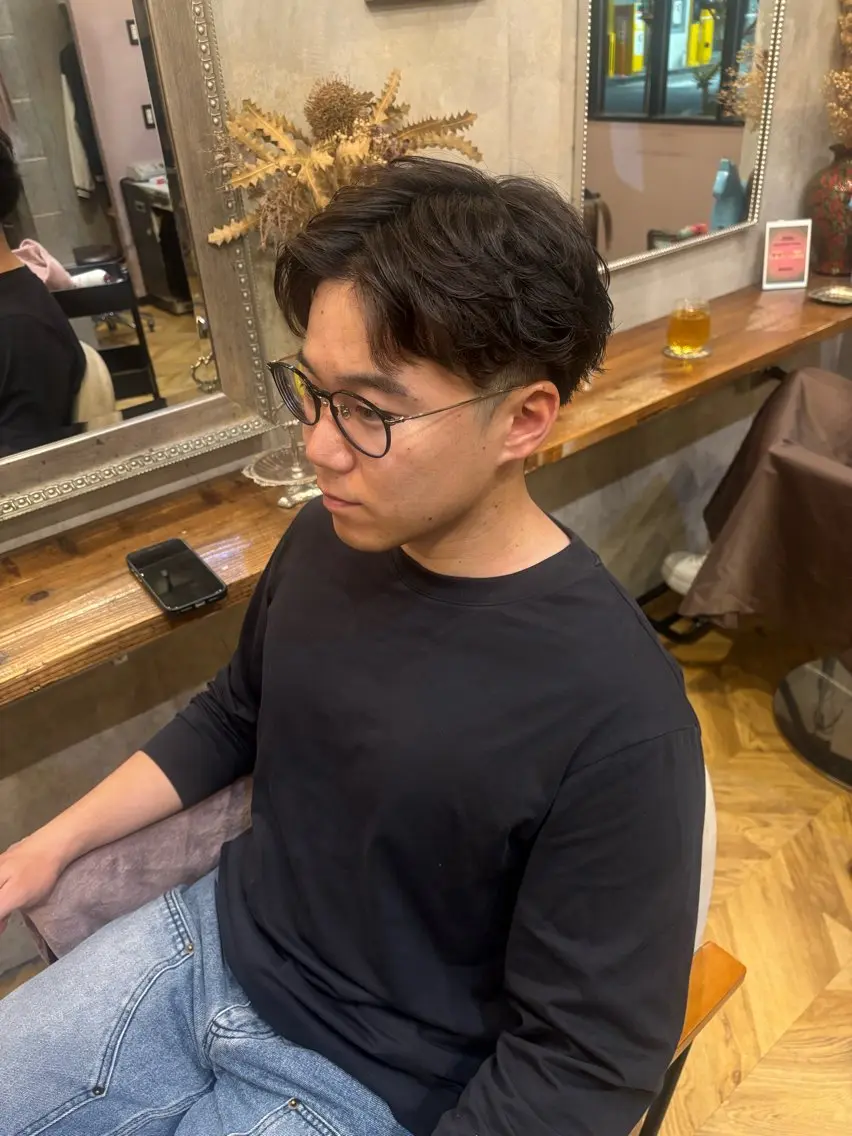 メンズ センターパート アシスタント YASUTOのヘアスタイル
