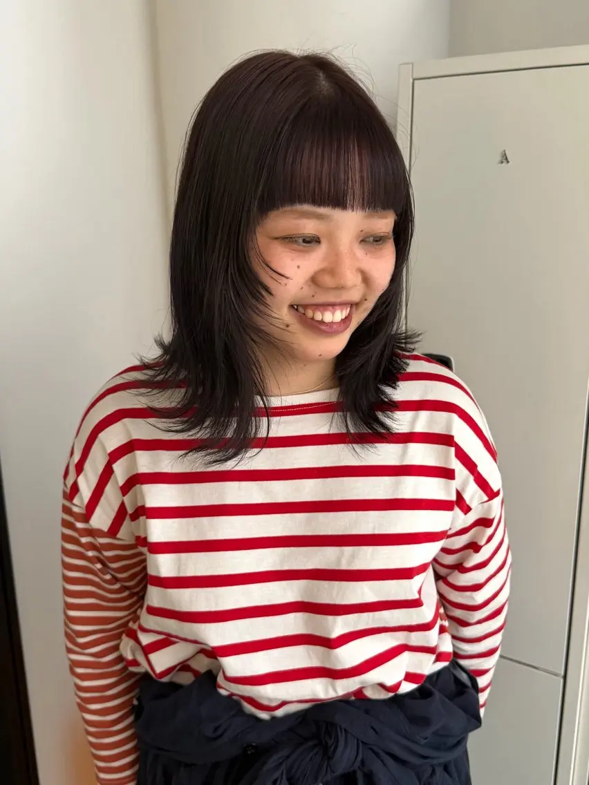 ミディアム 顔まわりレイヤー レイヤーカット カット ヘアカラー 透明感カラー /sayakaのヘアスタイル