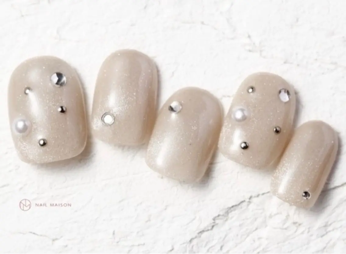 ネイル i nails 横浜WESTのネイルデザイン