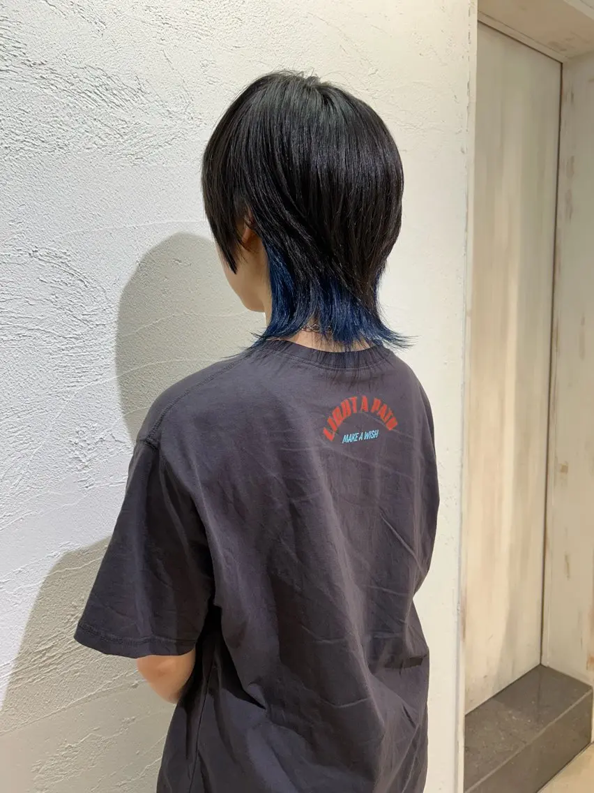 ショート カラー ブルーカラー ウルフカット カット ヘアカラー トリートメント ウルフカット 🐹朝日🐹のヘアスタイル