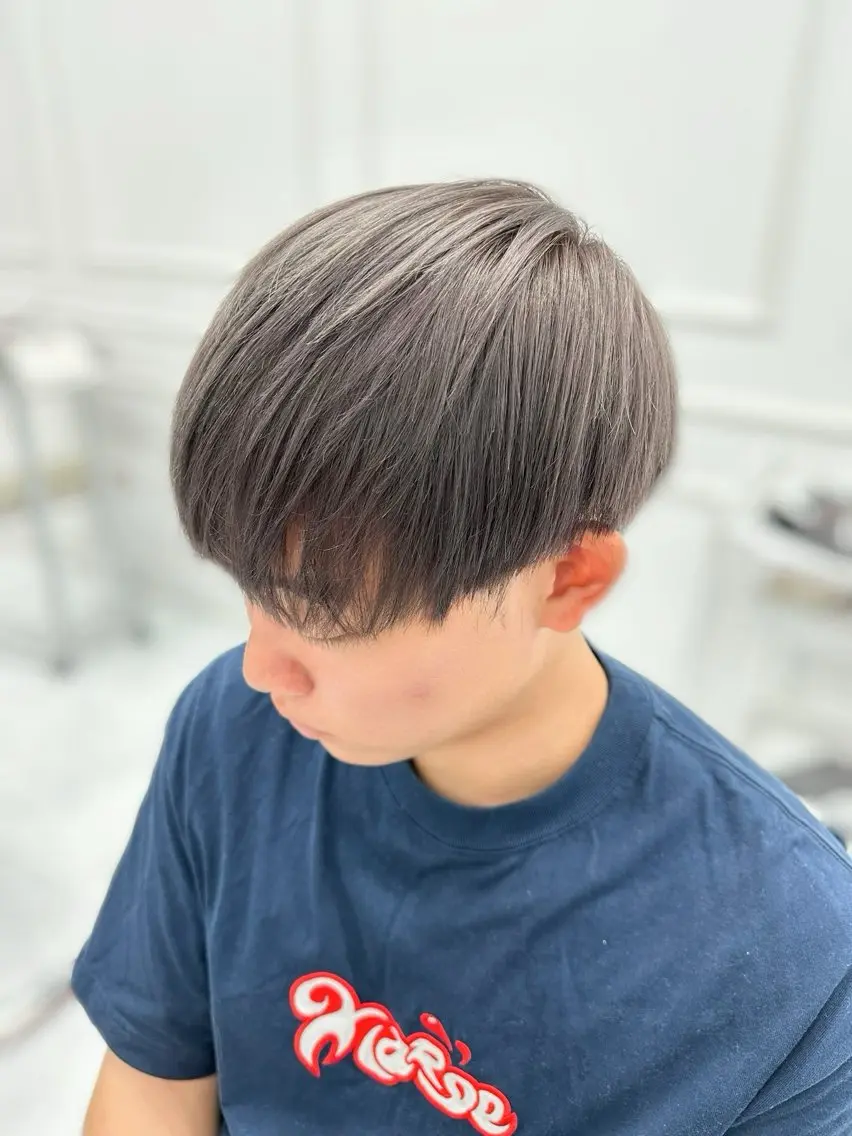 カラー メンズ メンズブリーチ ベージュカラー ブリーチ ミルクティーベージュ 髪質改善/艶カラー /EisoAkariのヘアスタイル