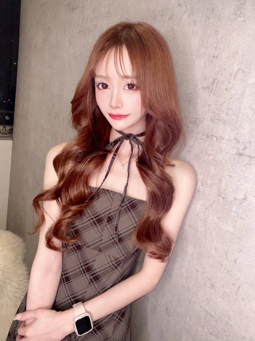 ロング シールエクステ アッシュ エクステ 韓国風ヘア レイヤーカット エクステ エクステサロン GRIZZのヘアスタイル
