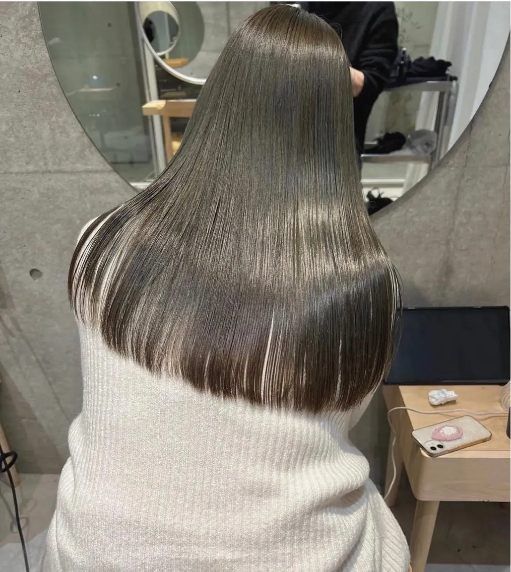 🌟minimo限定🌟気になる癖や広がりを改善❗️縮毛矯正の写真