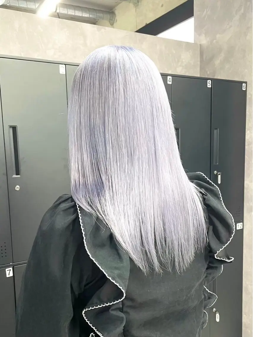 カラー 齊藤 千隼のヘアスタイル