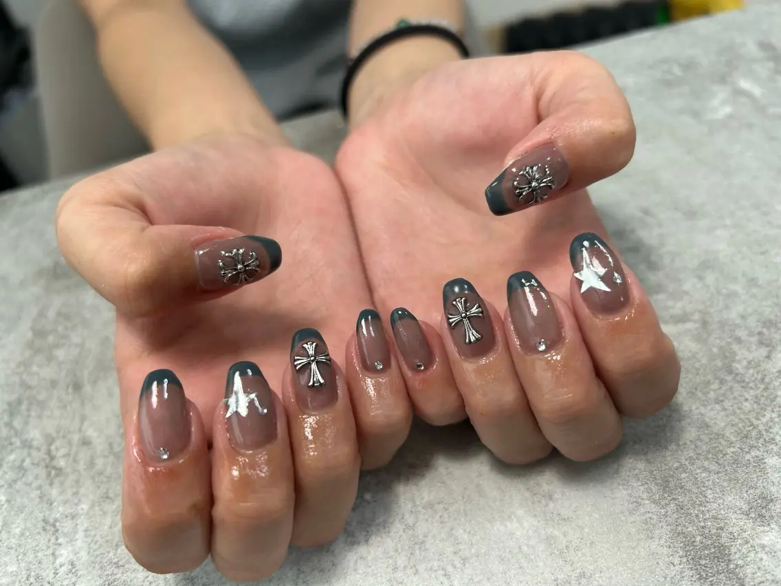 ネイル ハンドネイル nakamoto yuukaのネイルデザイン