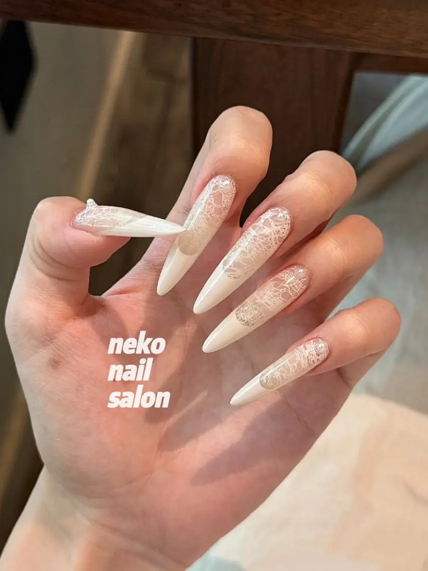ネイル フレンチネイル レース ワンホンネイル ハンドネイル neko nailのネイルデザイン