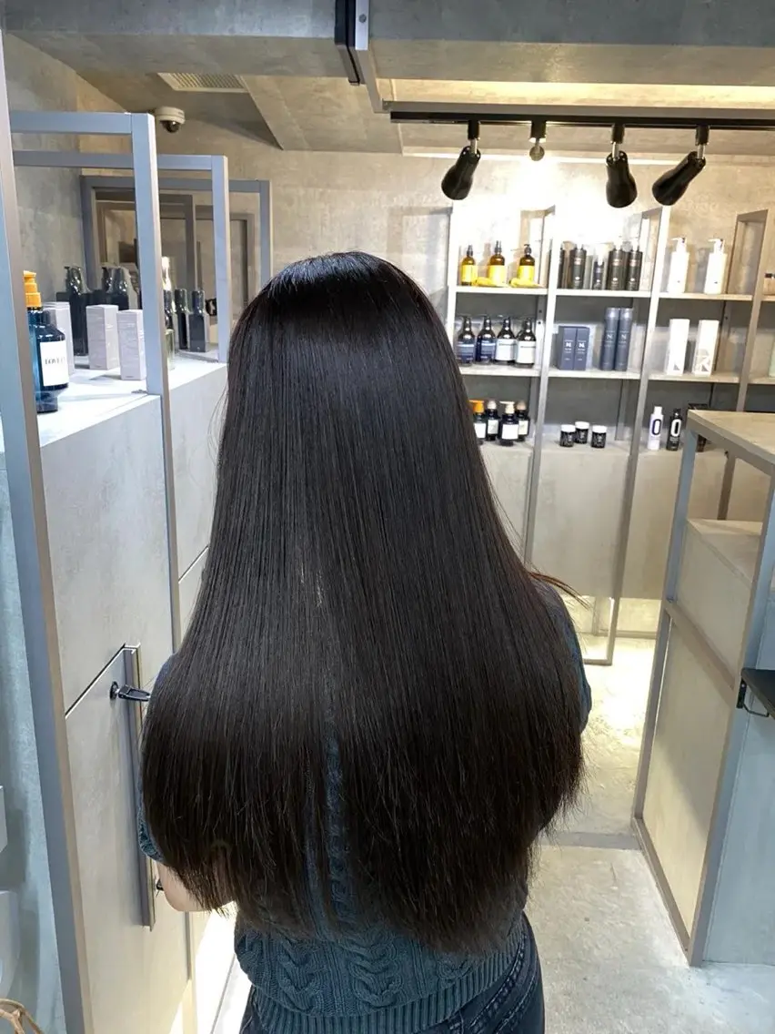 ロング カット ヘアカラー 縮毛矯正 髪質改善ストレート/ 透明感カラー🥣🤍のヘアスタイル