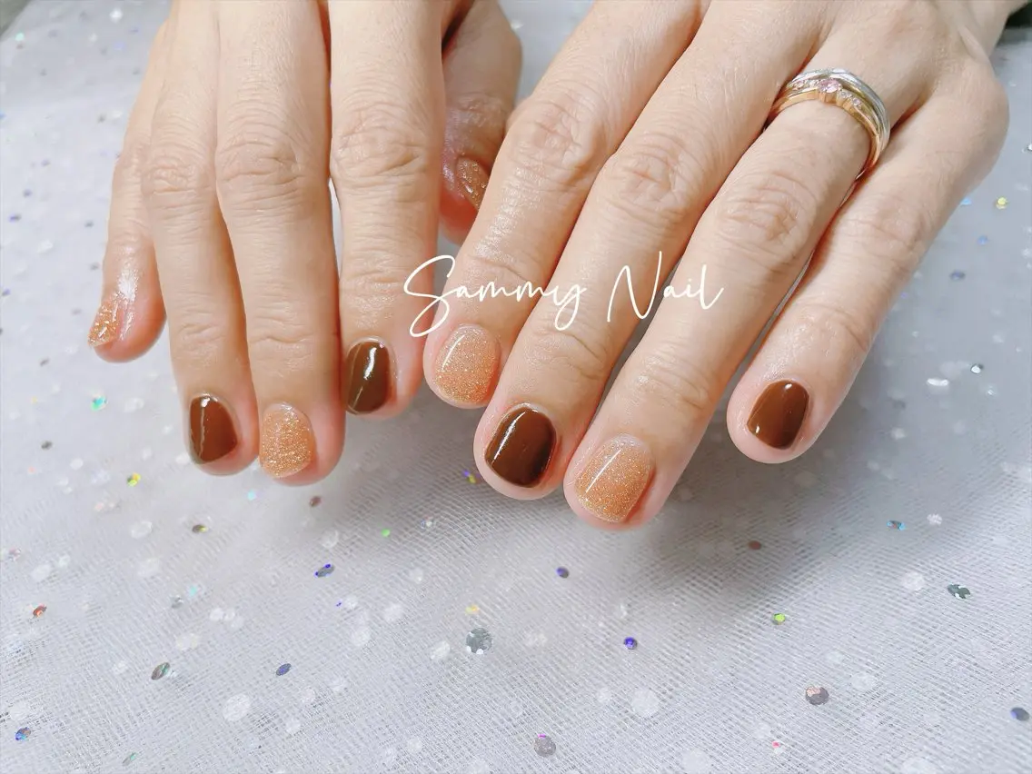 ネイル ブラウン ラメ(グリッター) ハンドネイル Sammy Nailのネイルデザイン