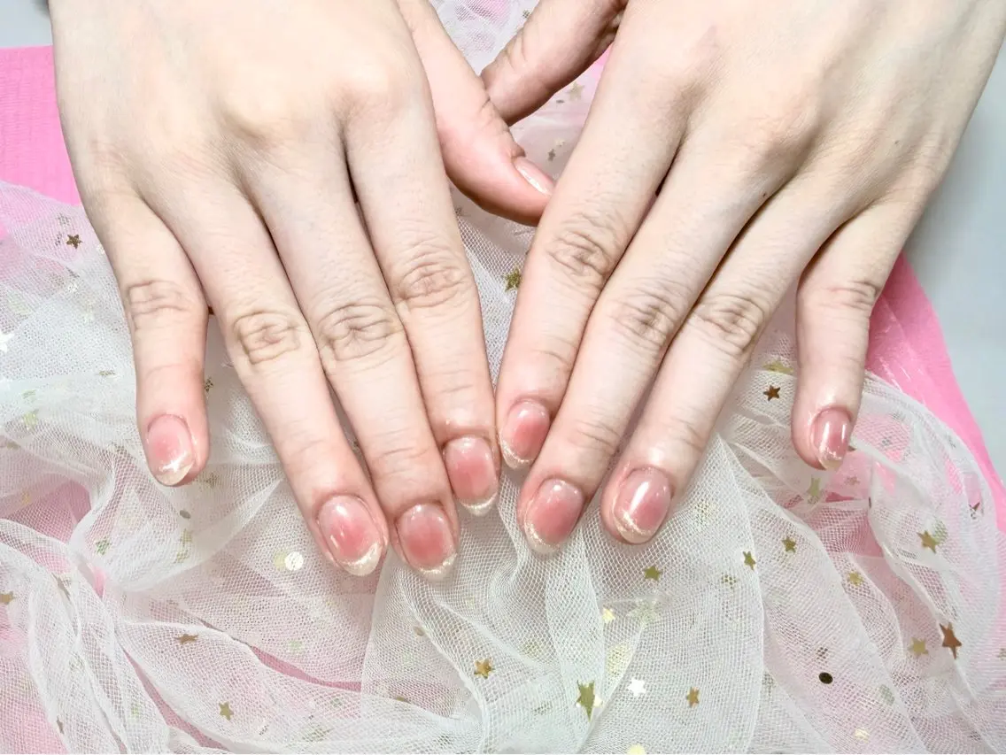 ネイル チークネイル フレンチネイル マグネットネイル マグネットフレンチ ハンドネイル U.MI Nail ミカのネイルデザイン