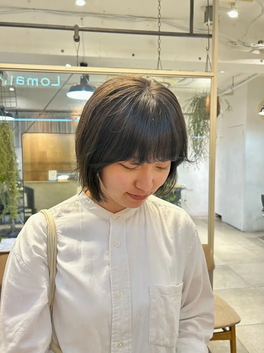 カラー ヘアカラー トリートメント lomalia moekaのヘアスタイル