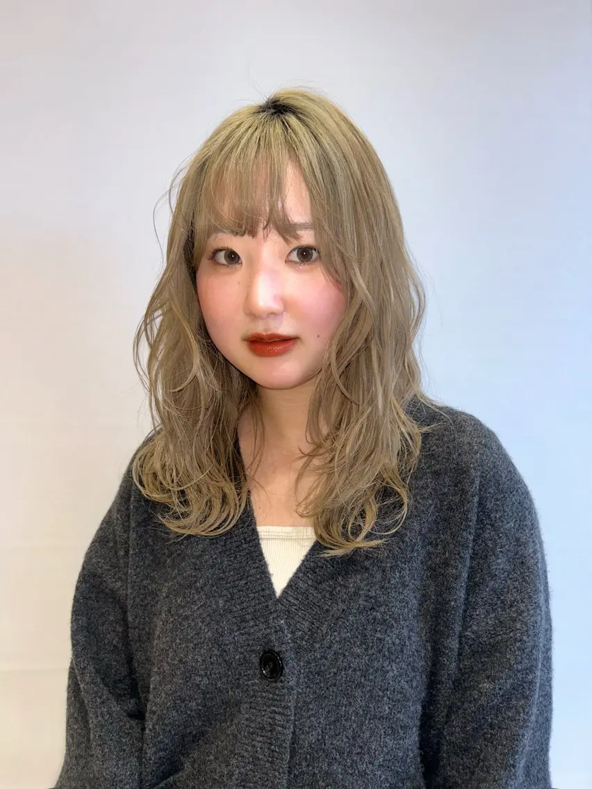 ロング カラー ハイトーンカラー レイヤーカット 🩷愛咲🩷レイヤー /透明感カラーのヘアスタイル