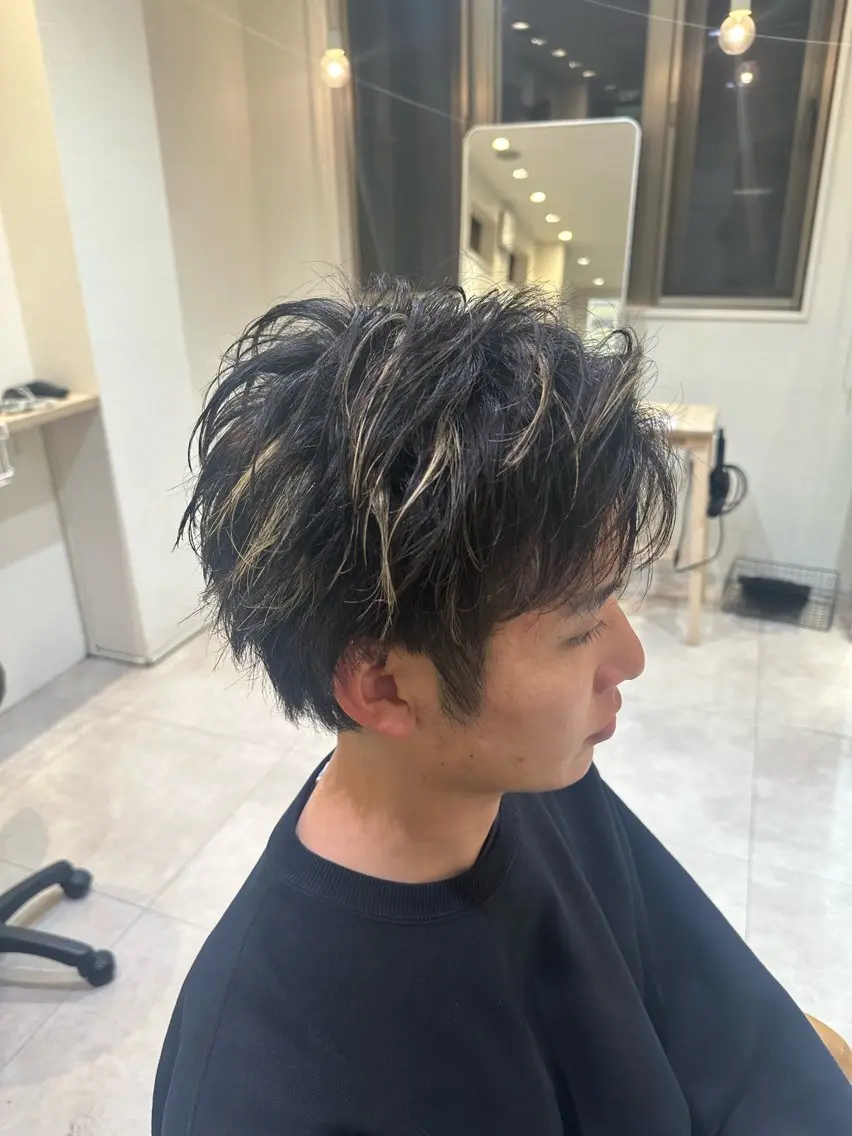 ショート カラー メンズ メンズハイライト ハイライトカラー ハイライト ヘアカラー トリートメント 【パーマの達人】 💎メンズ特化🔥徹のヘアスタイル