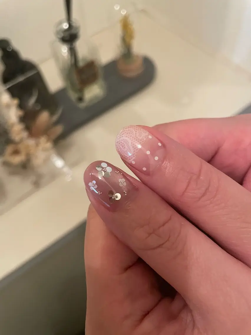 ネイル ハンドネイル フットネイル with hues AYAのネイルデザイン
