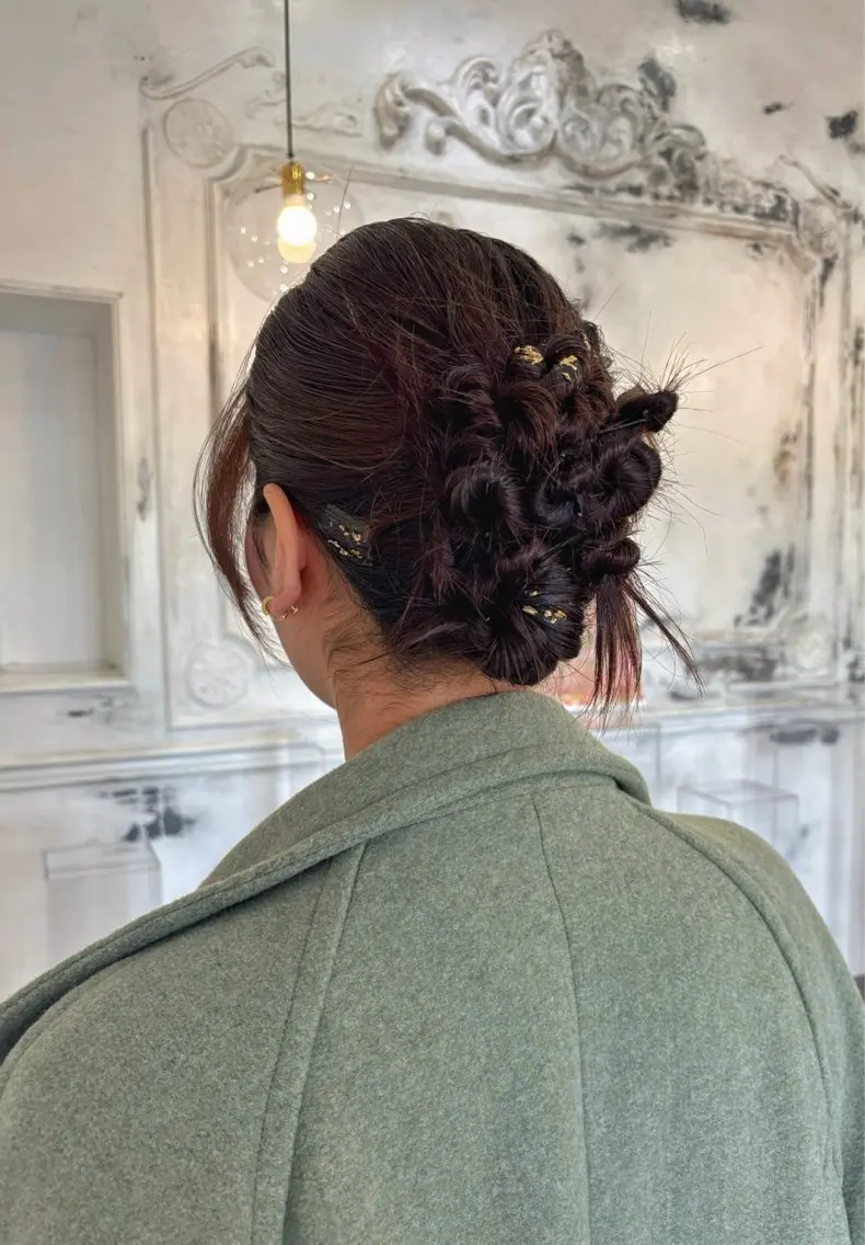 セミロング ボブ・カラー 琴音のヘアスタイル