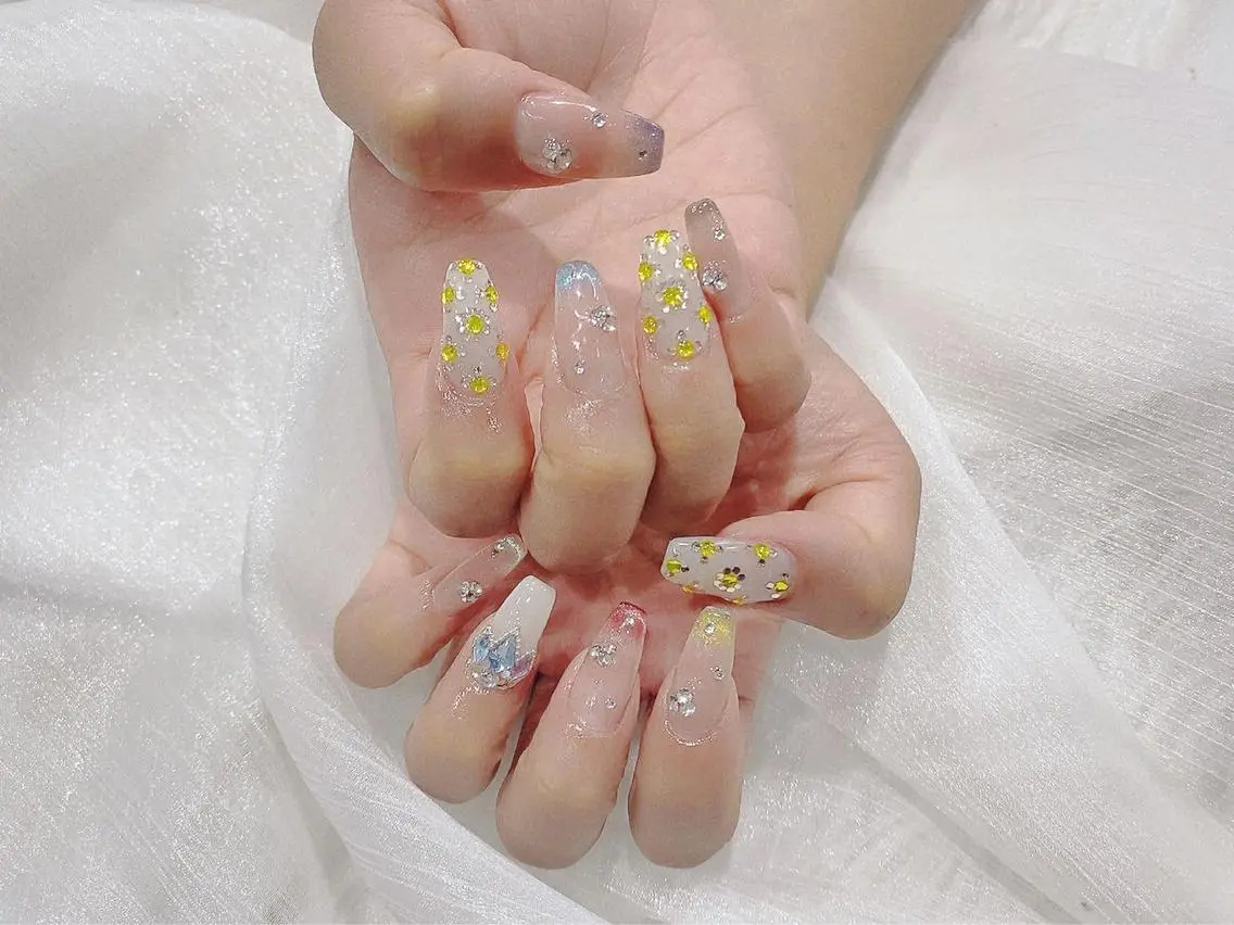 ネイル ハンドネイル ハンドケア Sachi Nail上野のネイルデザイン