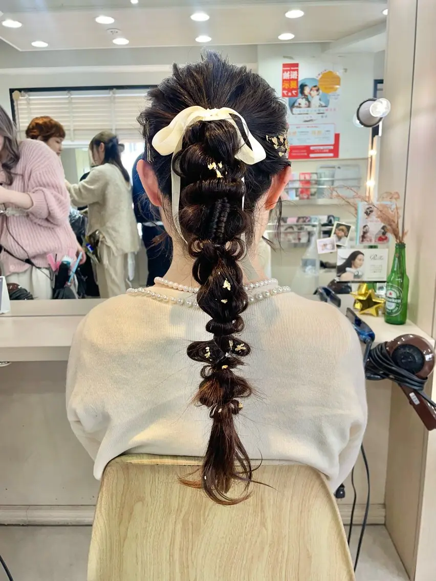 ロング ヘアアレンジ ヘアセット 横浜パーマ🌐ボブ✨ 暖色カラーもえかのヘアスタイル