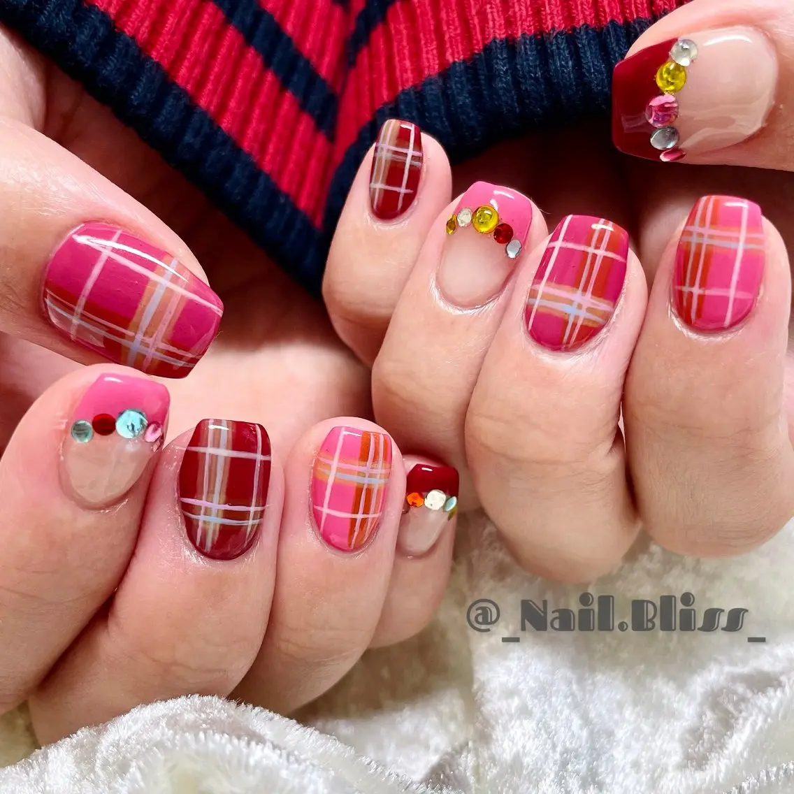 ネイル フレンチネイル 持ち込み ハンドネイル NAIL BLISSのネイルデザイン