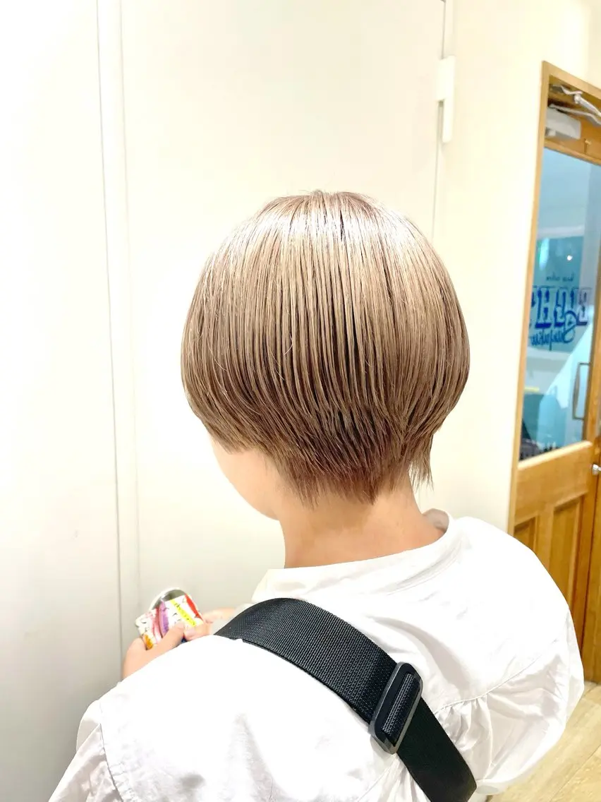 ショート カラー カット ヘアカラー トリートメント 新宿/ 新井彩斗のヘアスタイル