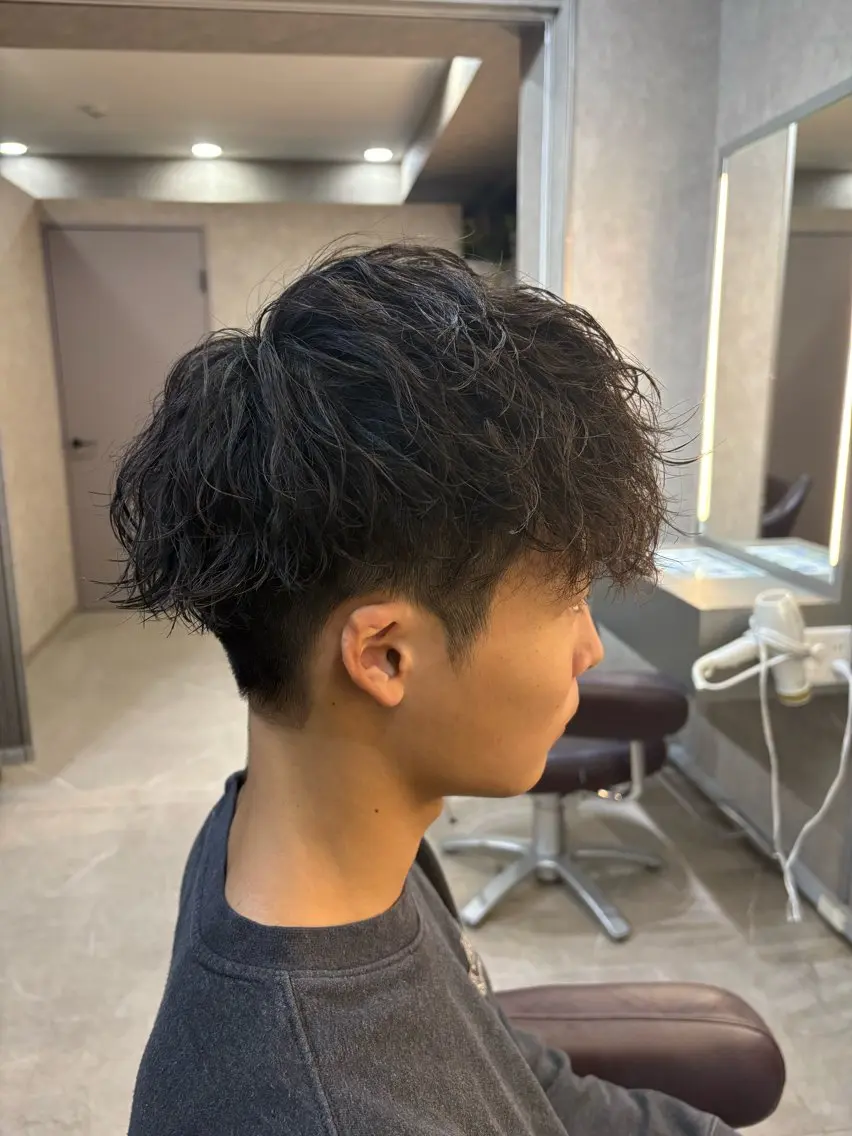 パーマ メンズ しゅり Flag hairのヘアスタイル