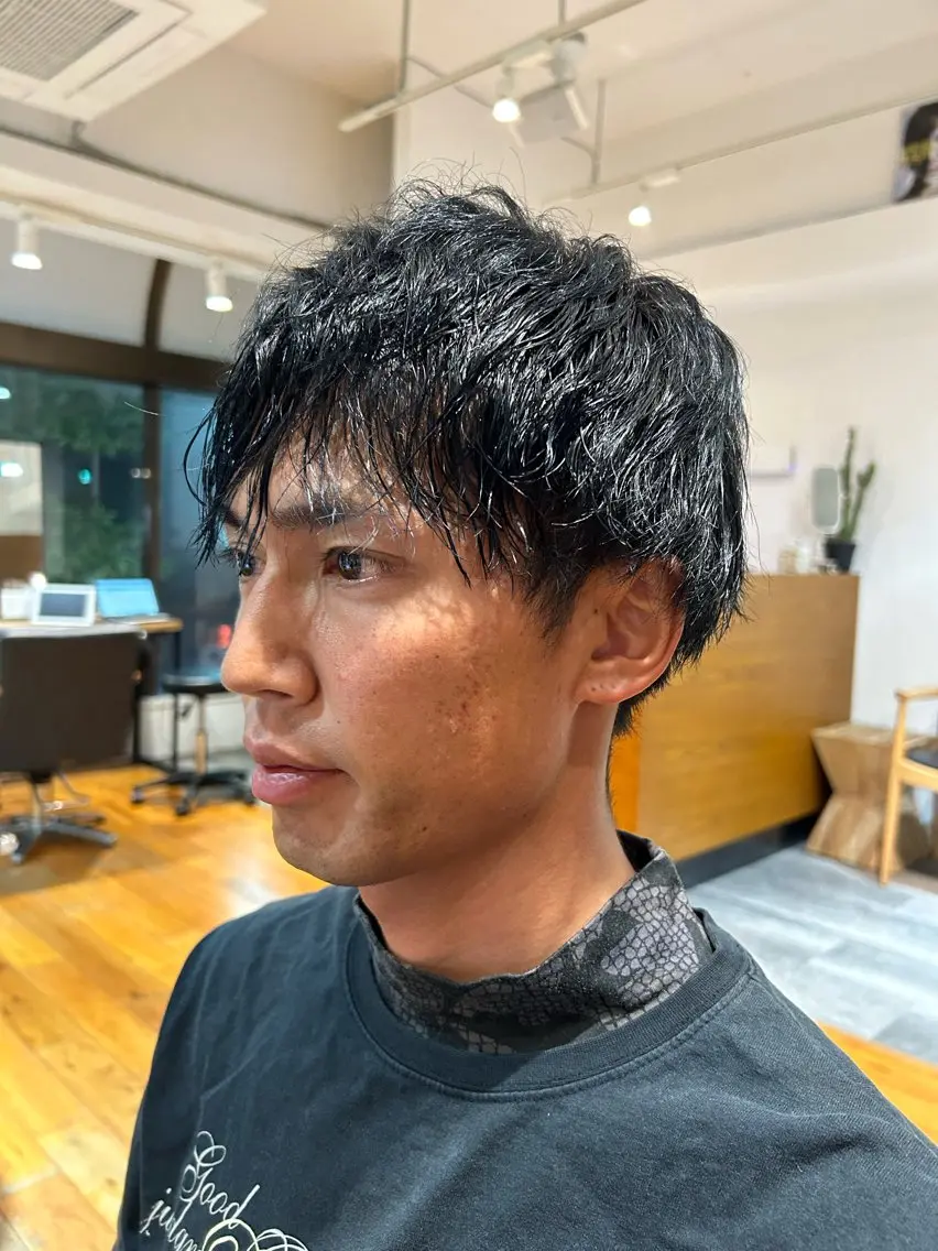 カラー メンズ カット 🌊インナーカラー 🐬櫻井海星のヘアスタイル