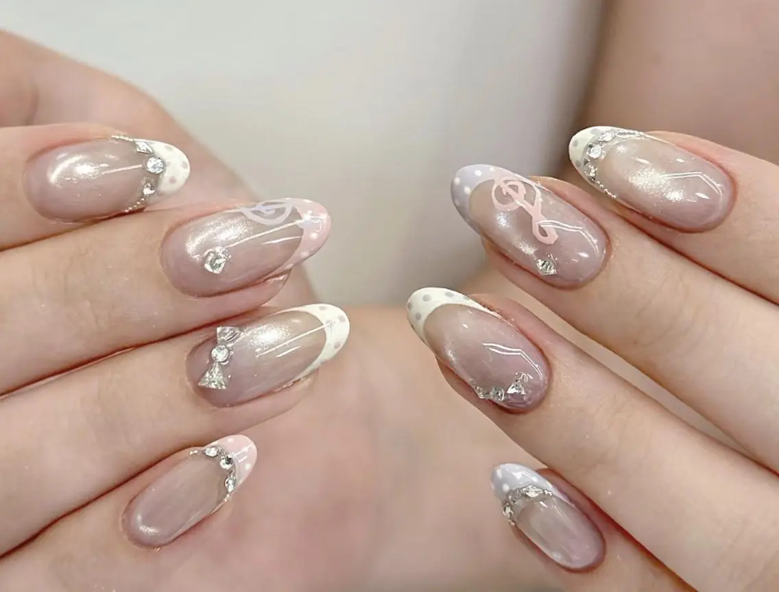 ネイル ハンドネイル 🎀 Ayaka_nailのネイルデザイン