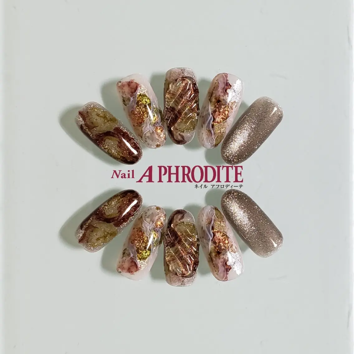 ネイル ジェルネイル ニュアンスネイル スカルプネイル ソフトジェル ネイルチップ Nail Aphroditeのネイルデザイン