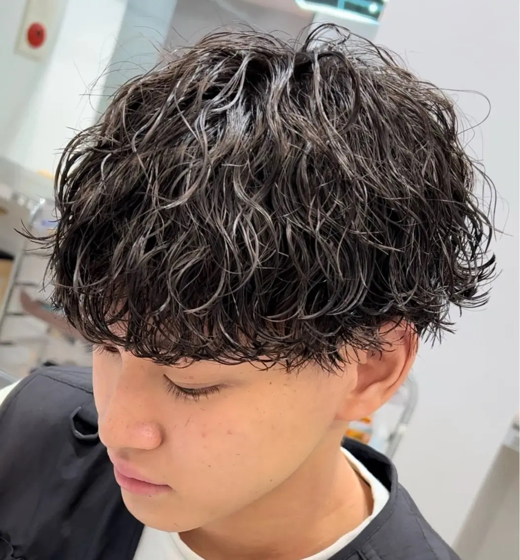 ミディアム パーマ ヘアアレンジ メンズ fifth 石川 凪のヘアスタイル