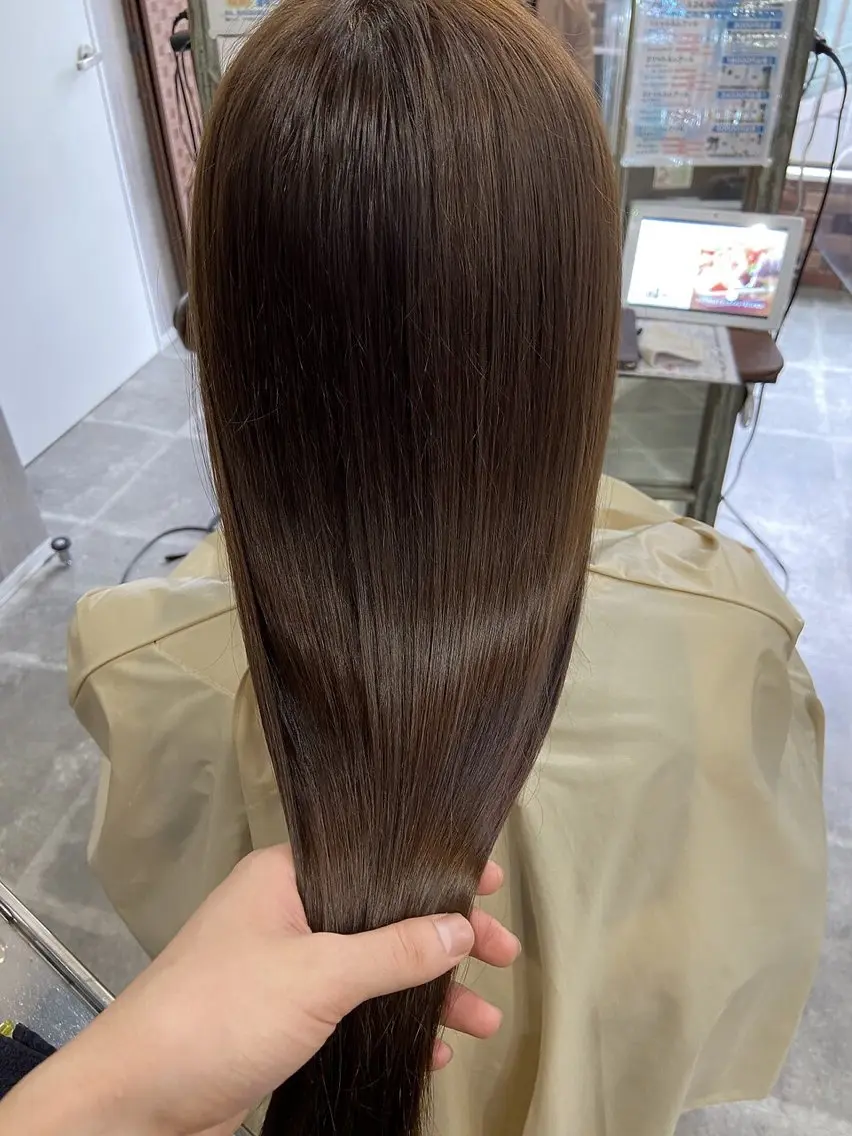 ロング 髪質改善カラー🫧＆ レイヤー🕊古川のヘアスタイル