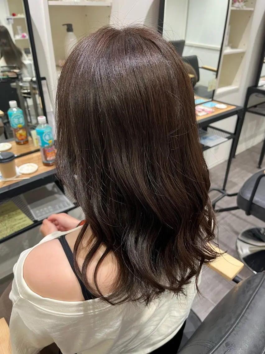 ミディアム カラー ヘアアレンジ ブラウンカラー くすみブラウン cocotte 💟草間紫音💟のヘアスタイル