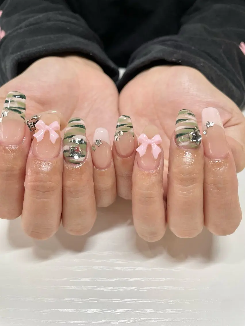 ロング ハンドネイル LBnail.sae /おえかきネイルのネイルデザイン