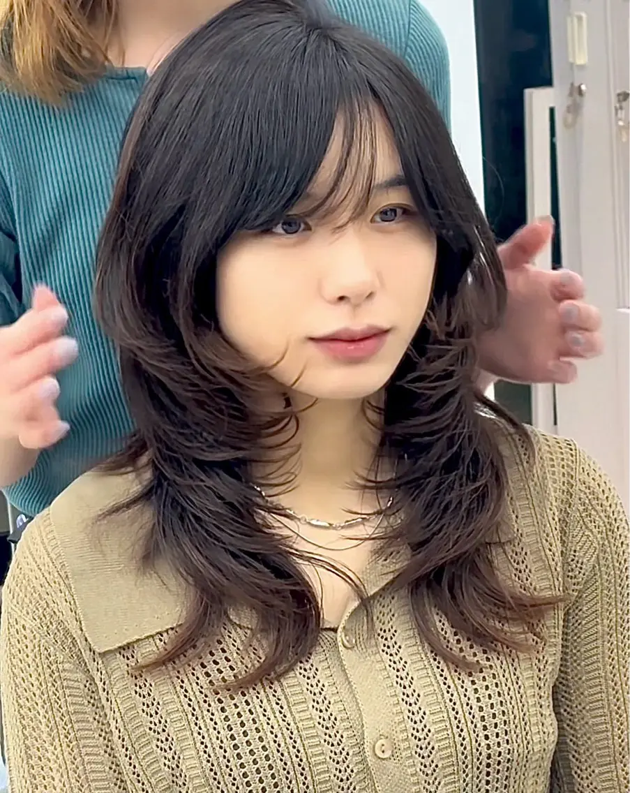 ロング ケアカラー ハイレイヤー レイヤーカット ローレイヤー モデル様募集中 /Seina🎀のマツエク・マツパデザイン
