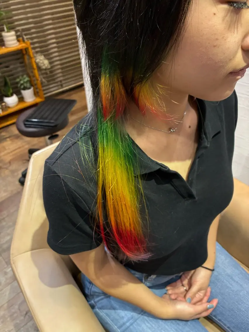 ロング カラー インナーカラー ロング ヘアカラー 金田 拓也のヘアスタイル